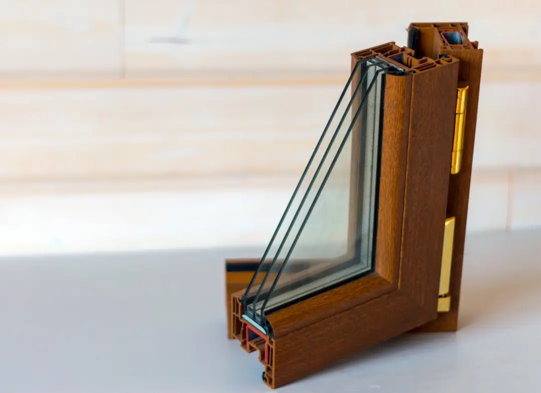 Installation de fenêtre en bois sur mesure Muret